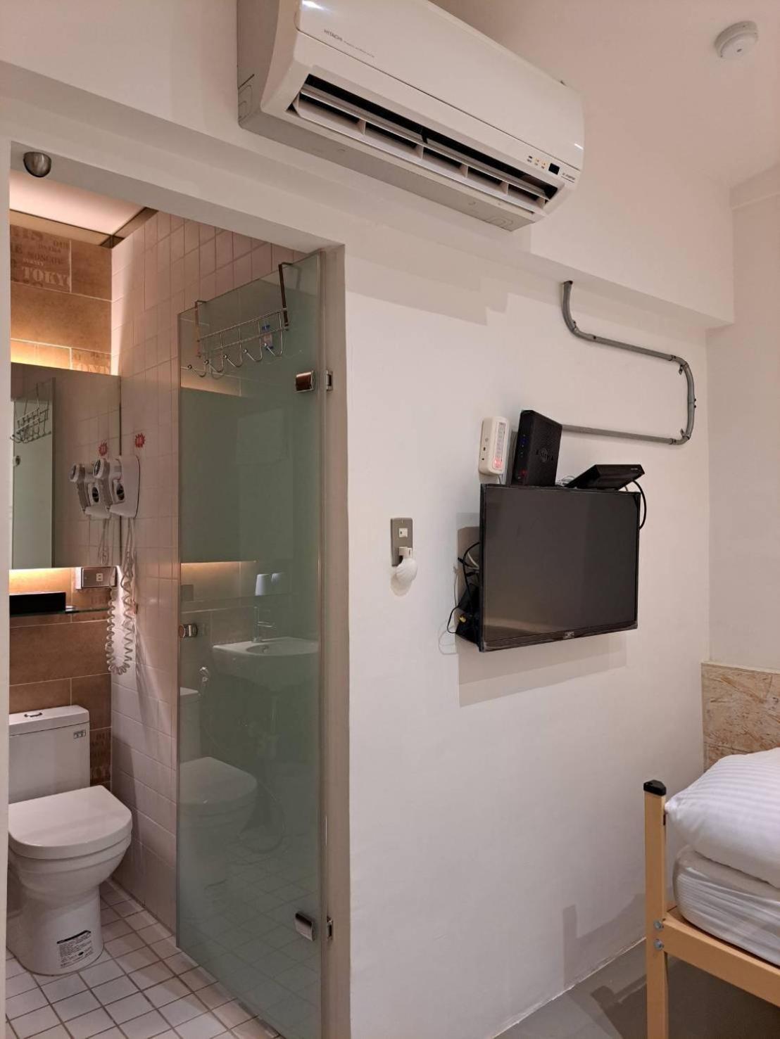 King Wow Inn Đài Nam Ngoại thất bức ảnh