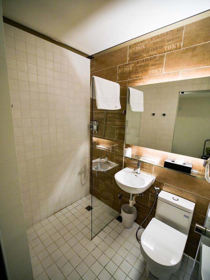 King Wow Inn Đài Nam Ngoại thất bức ảnh